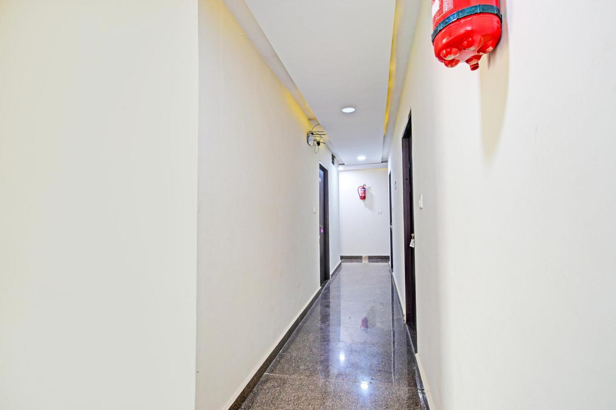 Super Hotel O Kondapur Hyderabad Formerly Dunes Inn Kondapur (Telangana) Bagian luar foto