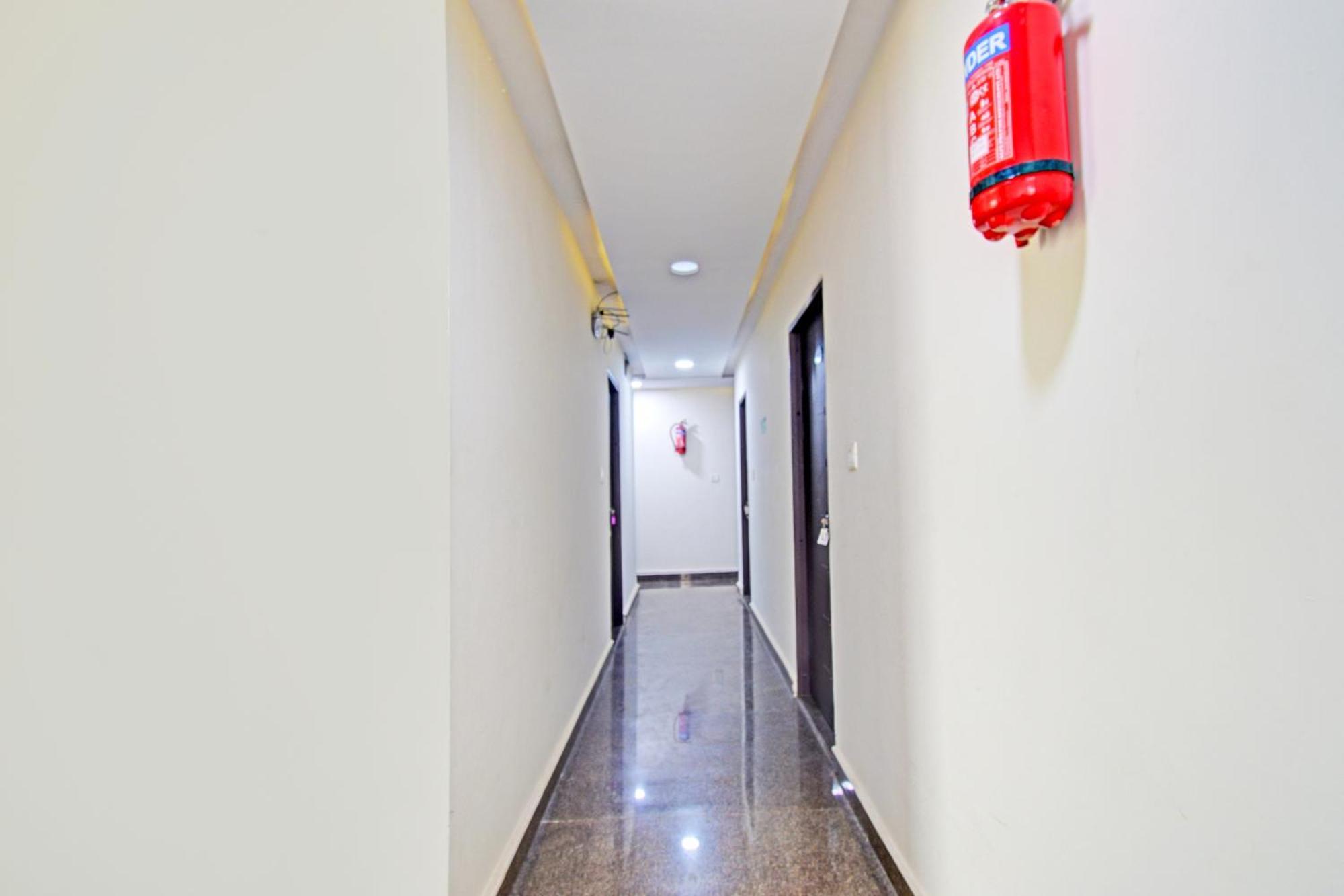 Super Hotel O Kondapur Hyderabad Formerly Dunes Inn Kondapur (Telangana) Bagian luar foto